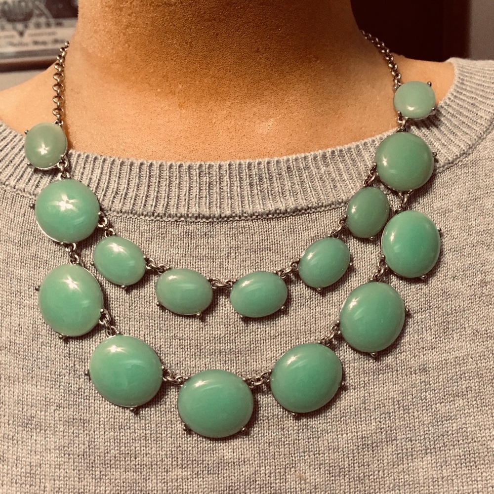 Pretty two tier green necklace